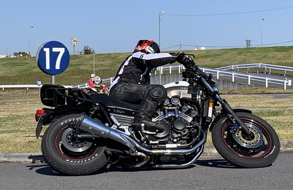 埼玉のライディングスクールでアメリカンバイクを乗りこなしませんか